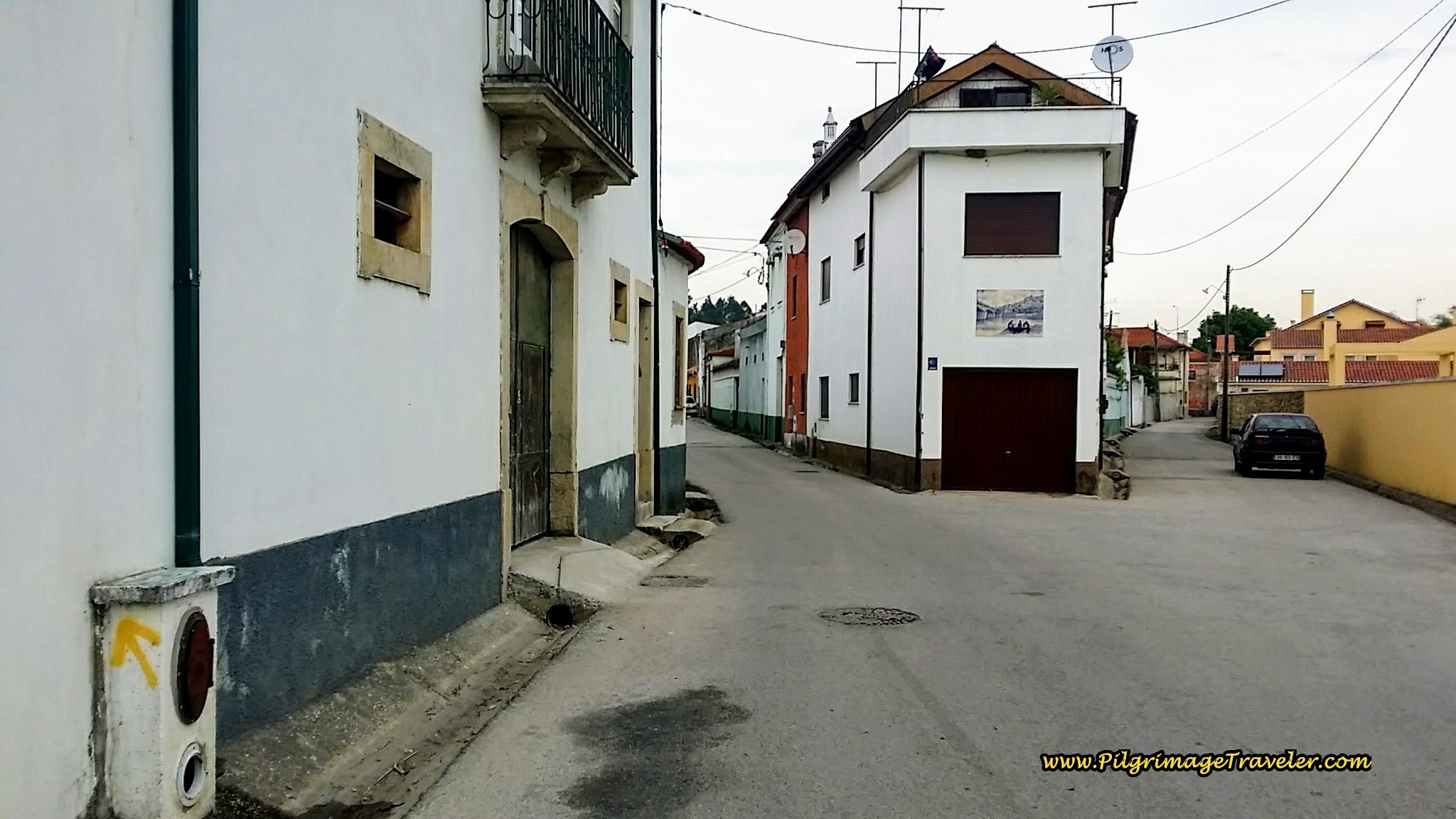 Turn Left Here onto the Rua Nossa Senhora da Esperança in Fornos, Portugal