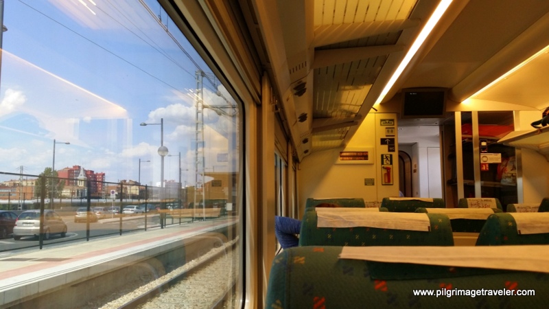 Der Renfe-Zug von Madrid nach Oviedo, Spanien